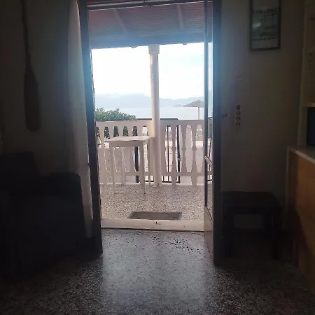 בית נופש Alexia's House *